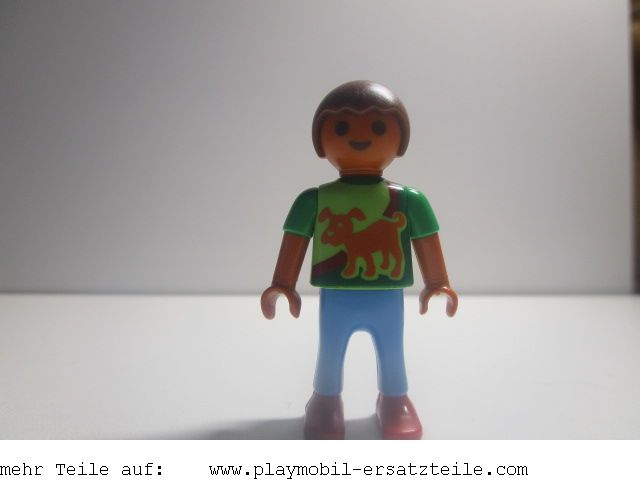 Figur Junge Halbschuhe