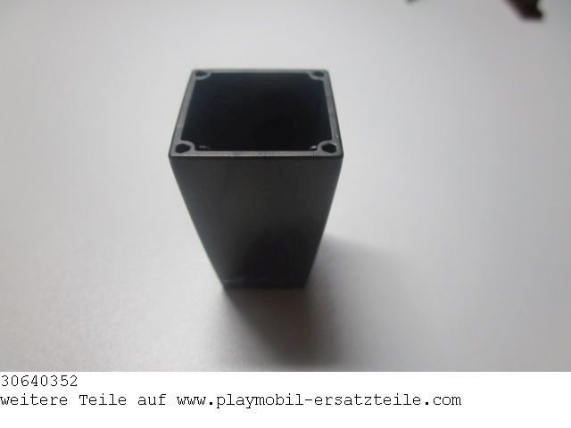 Pflanzkübel 02 30640352